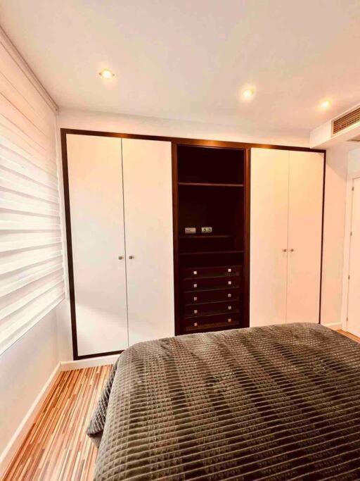 Апартаменти Apartamento Centrico Con Plaza De Garaje Y Piscina Мурсія Екстер'єр фото