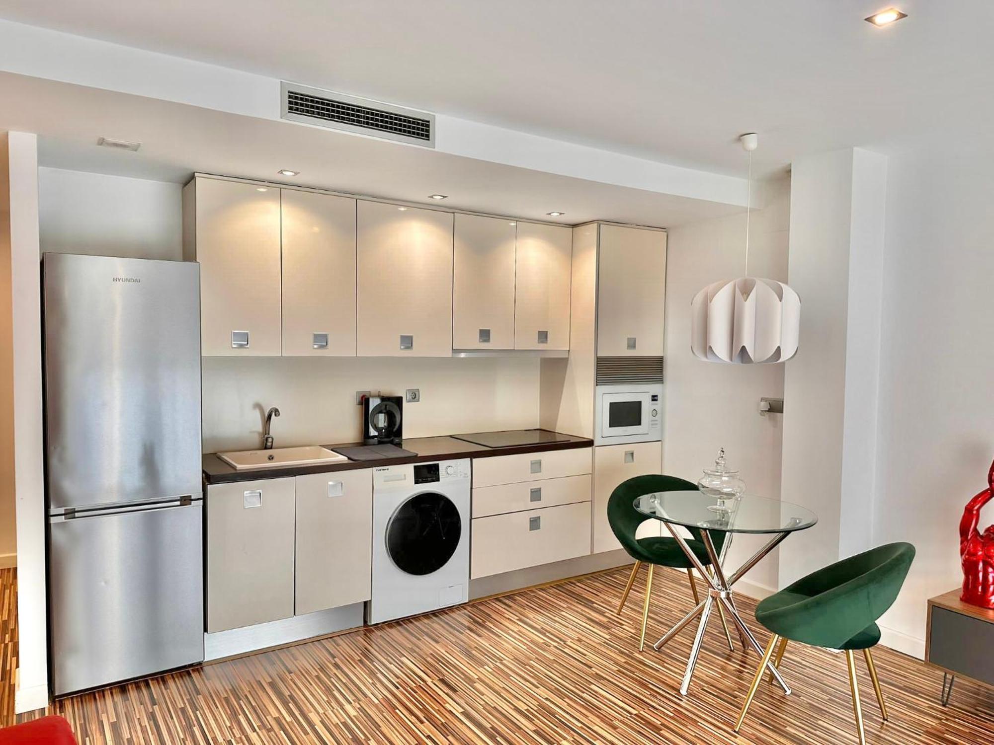 Апартаменти Apartamento Centrico Con Plaza De Garaje Y Piscina Мурсія Екстер'єр фото
